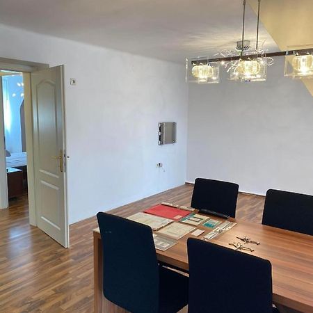 Montel Park - Linz Danube River Apartment Exterior photo